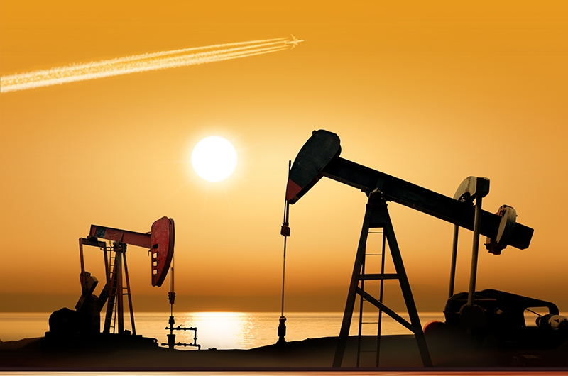 النفط يصعد رغم احتمالات سحب الصين من مخزوناتها الاستراتيجية
