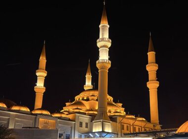 مسجد النور في العاصمة الخرطوم.